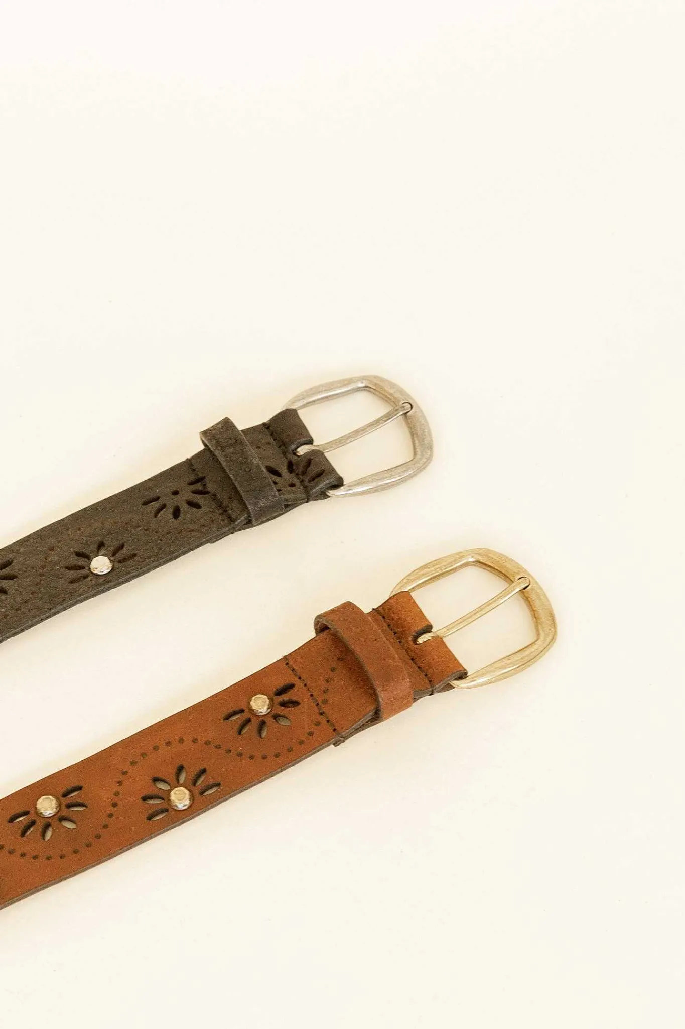 Mujer MICUIR Cinturones-Cinturon Flor Tachas Negro