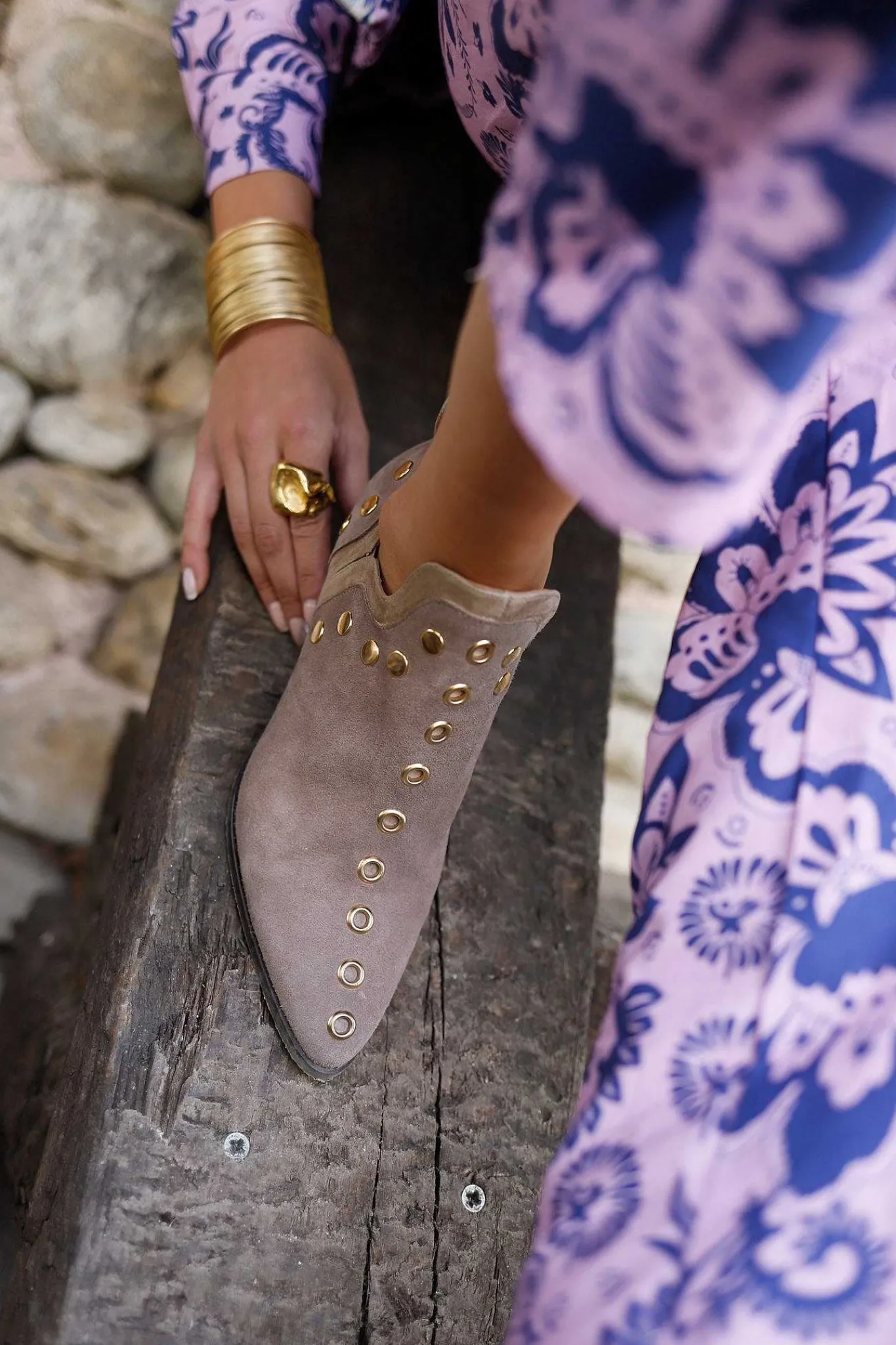 Mujer MICUIR Punky Boots-Punky Boots Ante Beige Con Tacón Tachas Oro 7Cm