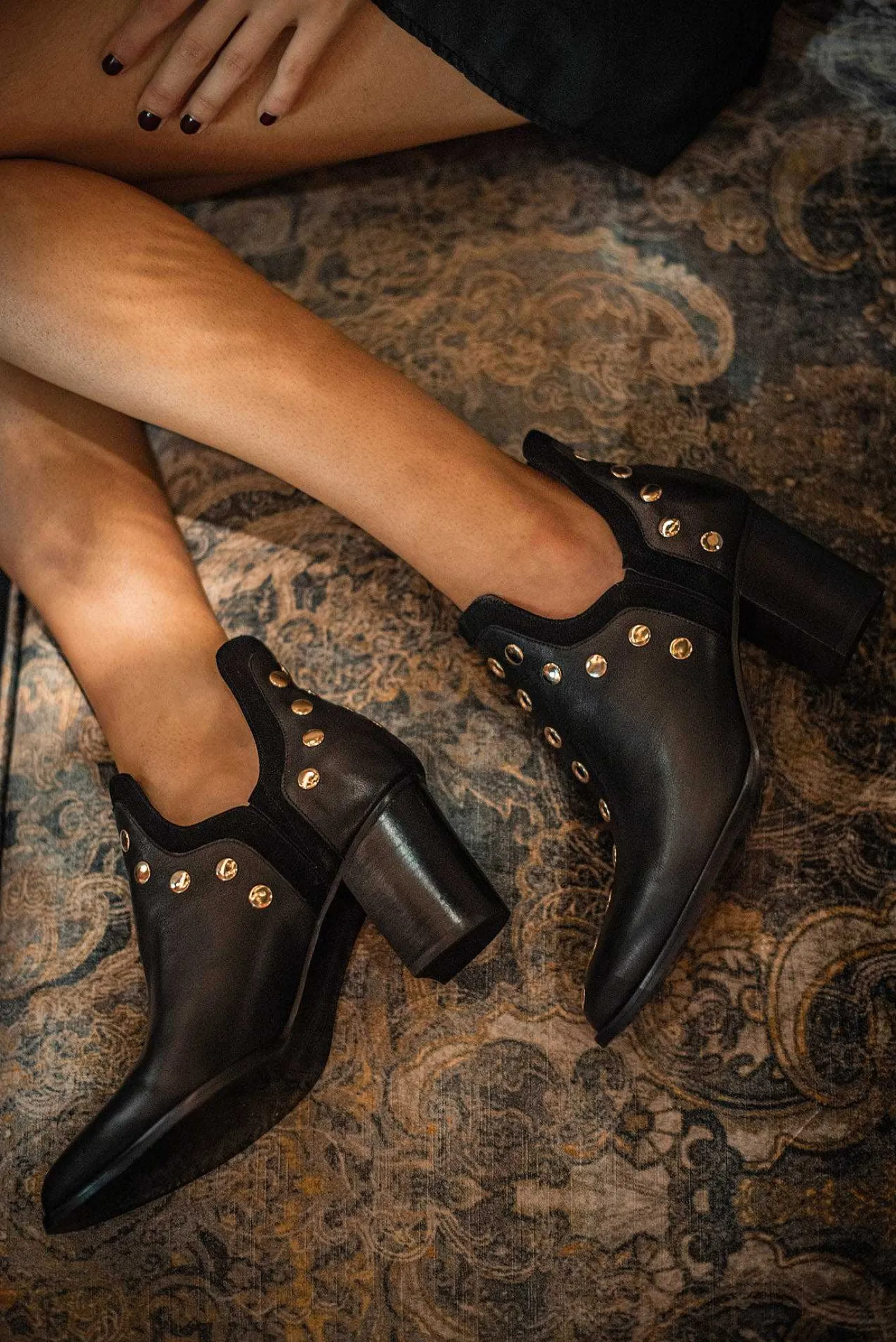 Mujer MICUIR Punky Boots-Punky Boots Negras Con Tacón Tachas Doradas 7Cm